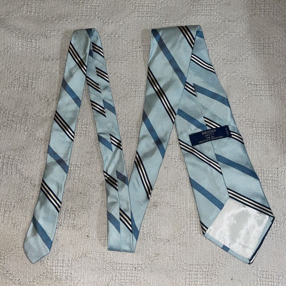 Brooks Basics Mens Dress Tie Size 56” 3.75” Blue Repp Silk Business Formal - Picture 8 of 12